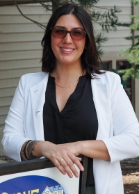 Picture of Adrienne Vera