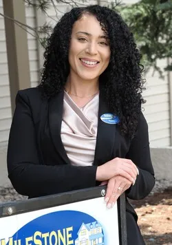 Picture of Keyera McCrea